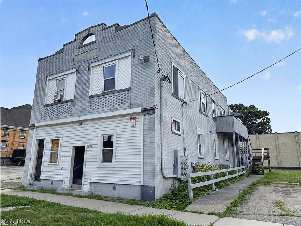 2914-2916 Seneca Avenue