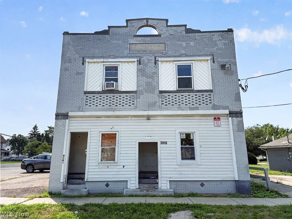 2914-2916 Seneca Avenue