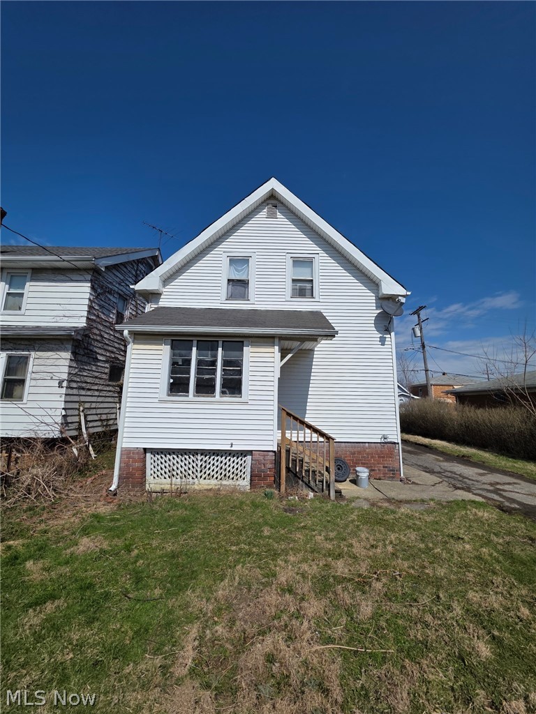 19806 Shawnee Avenue