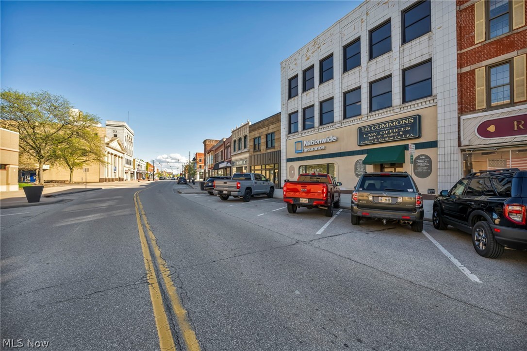520 Broadway