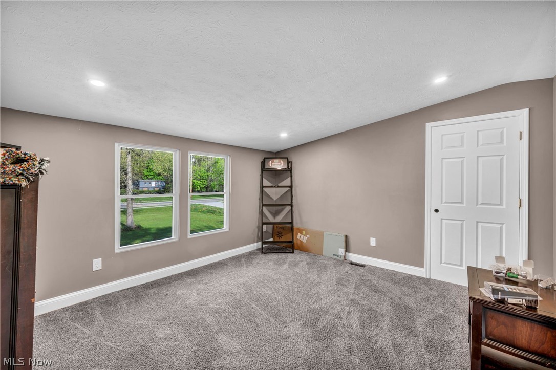 8689 Stearns Road