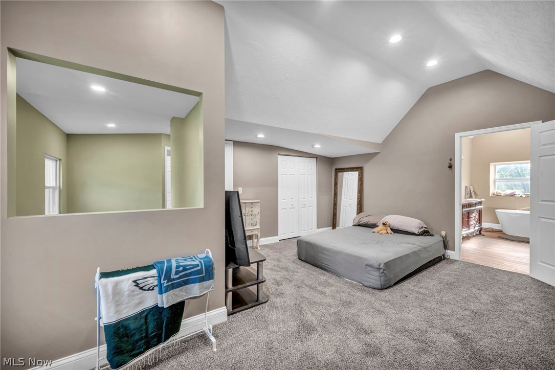 8689 Stearns Road