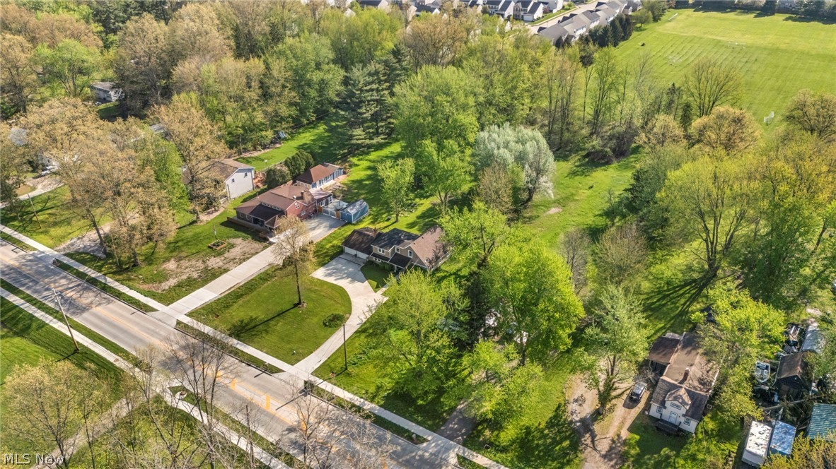 8689 Stearns Road