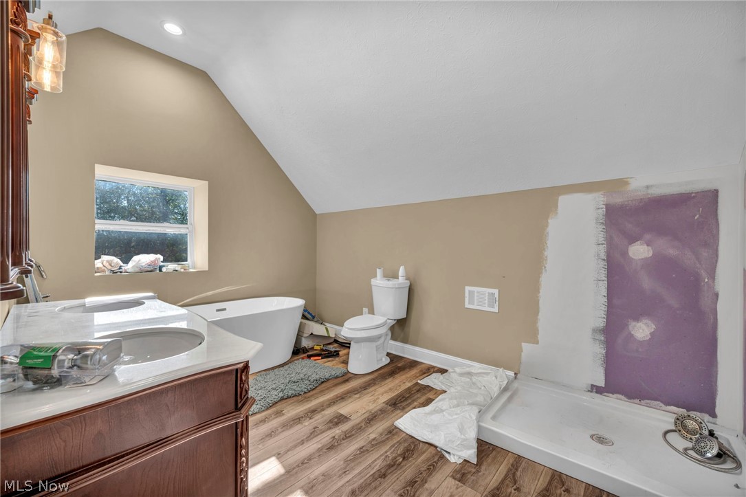 8689 Stearns Road