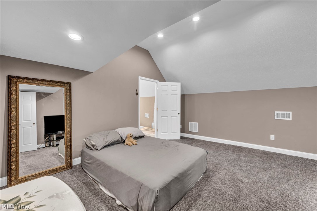 8689 Stearns Road
