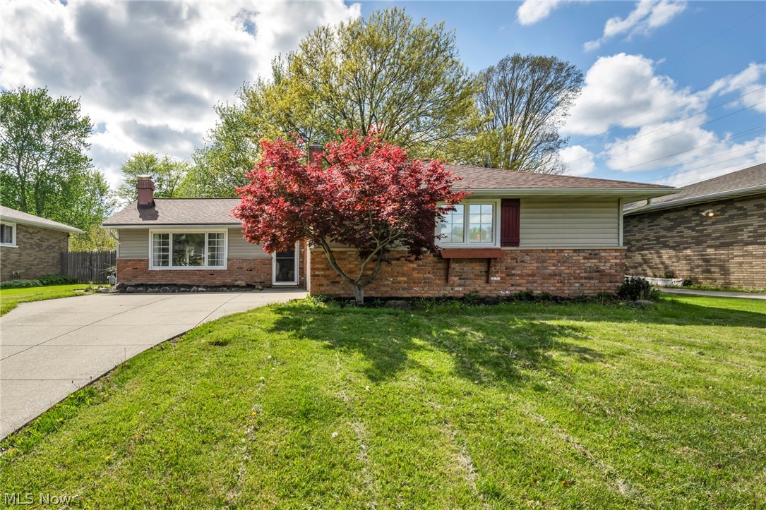 7850 E Linden Lane