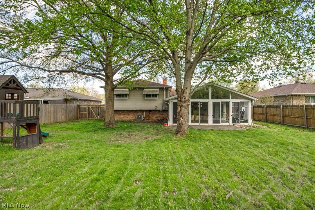 7850 E Linden Lane