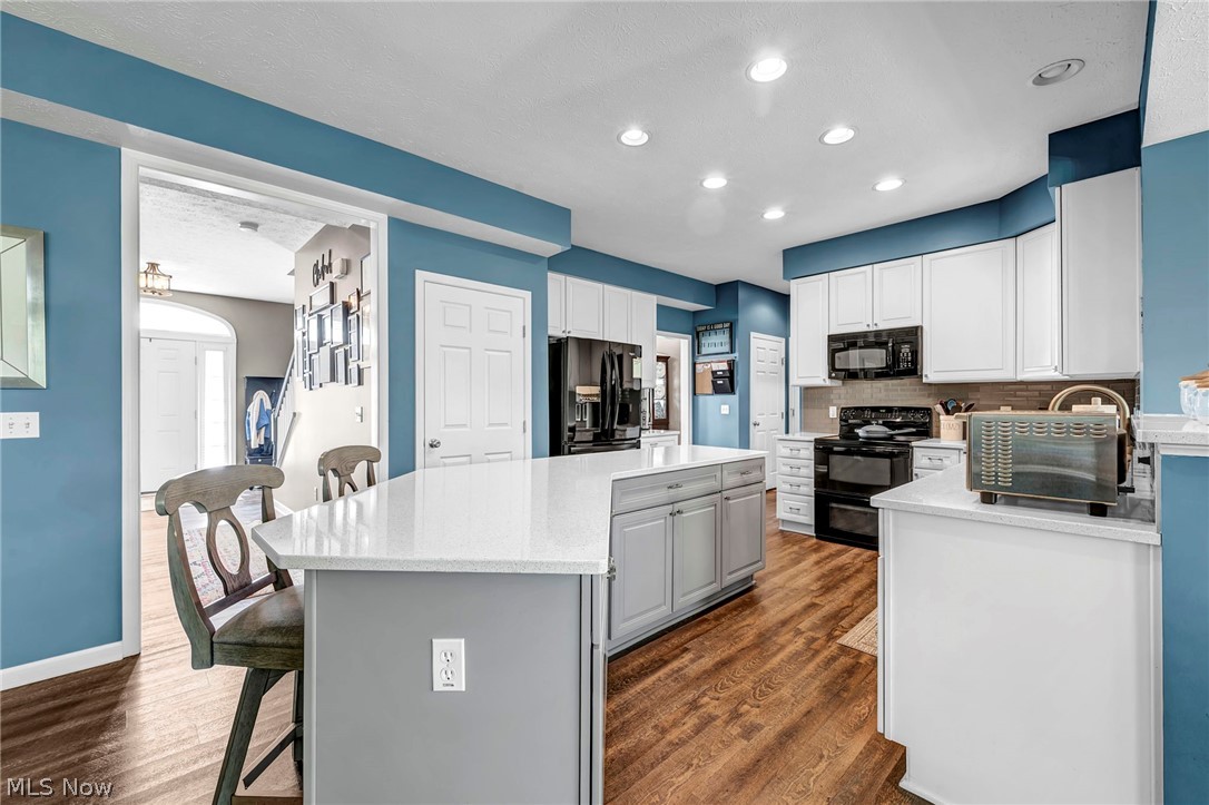 2663 Ambridge Drive