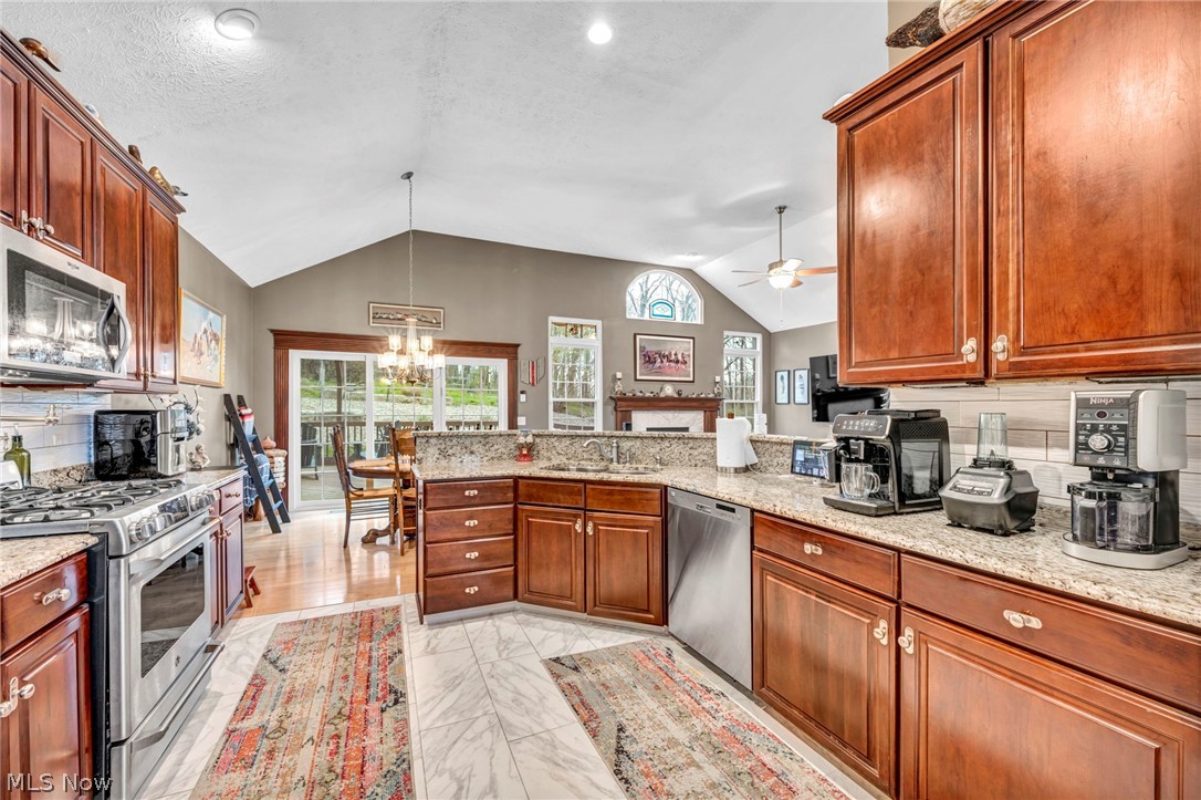 3519 Lake Ridge Drive