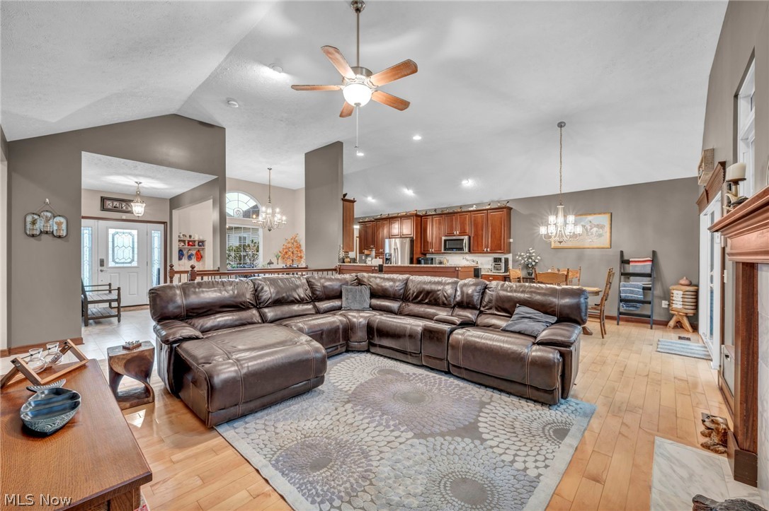 3519 Lake Ridge Drive