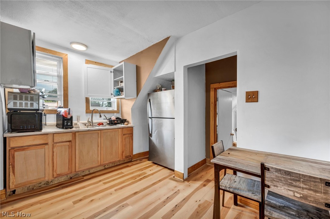 3214 W 61st Street