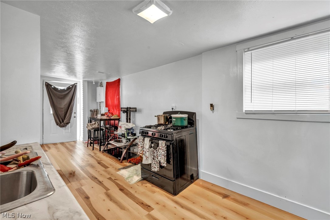 3214 W 61st Street