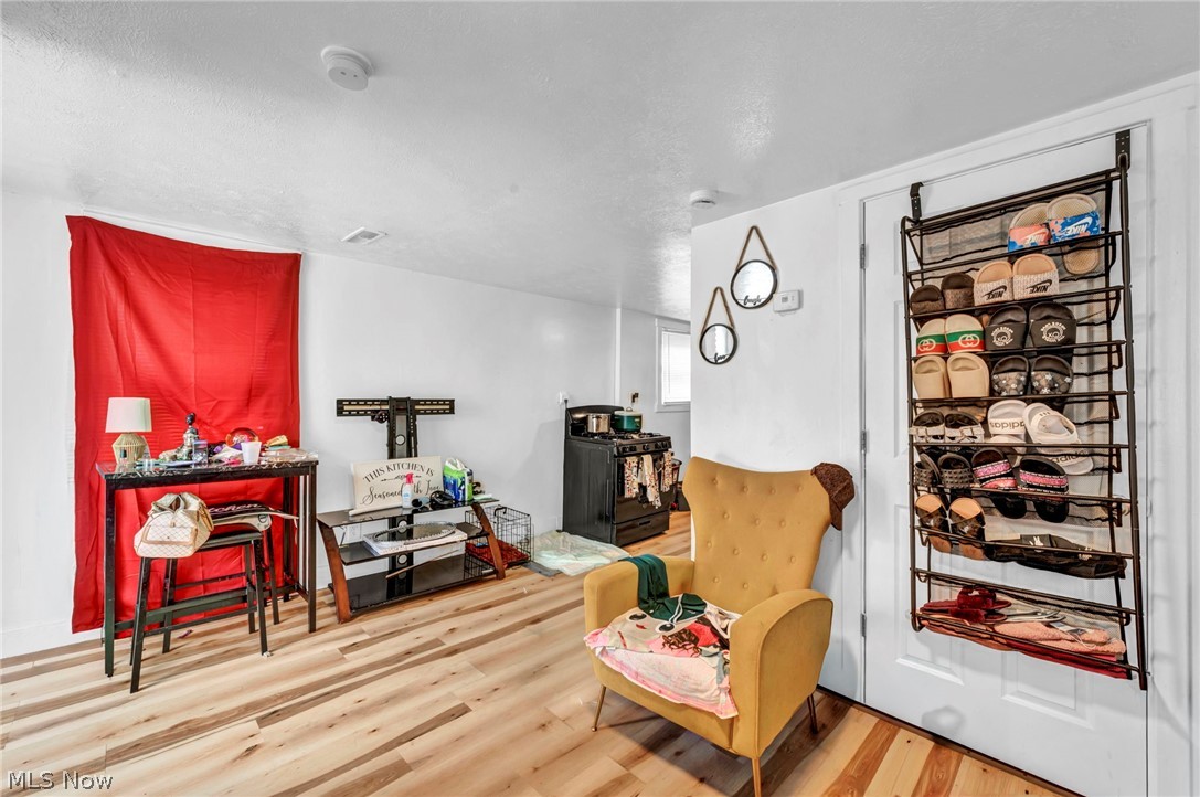 3214 W 61st Street