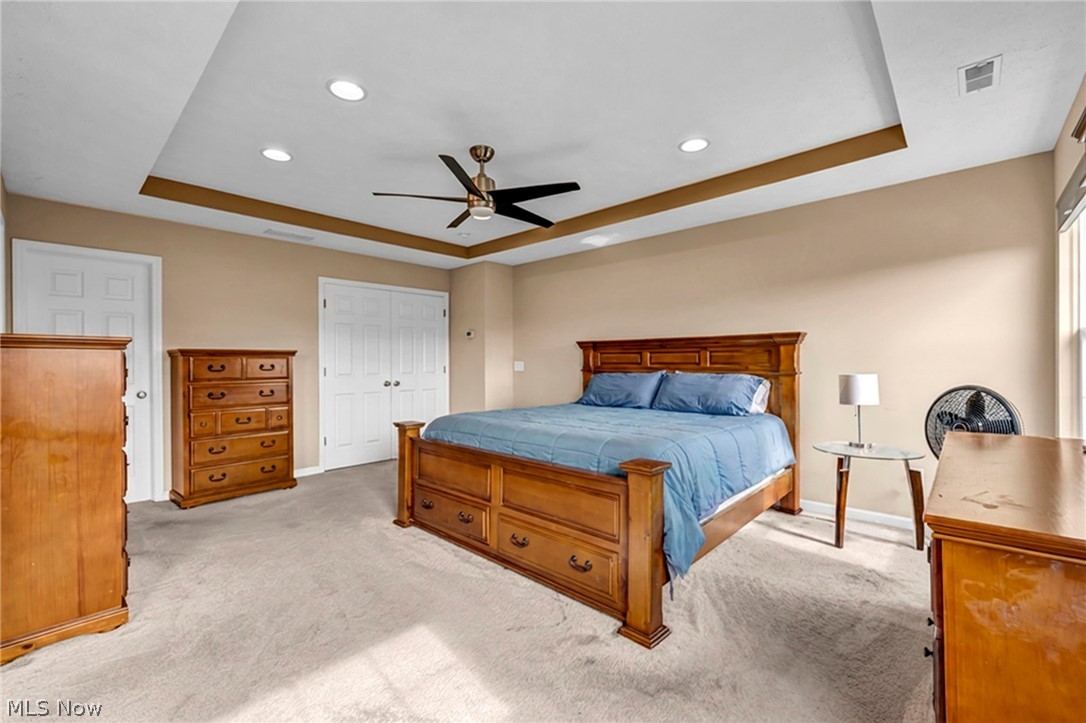 9087 Ichabod Drive