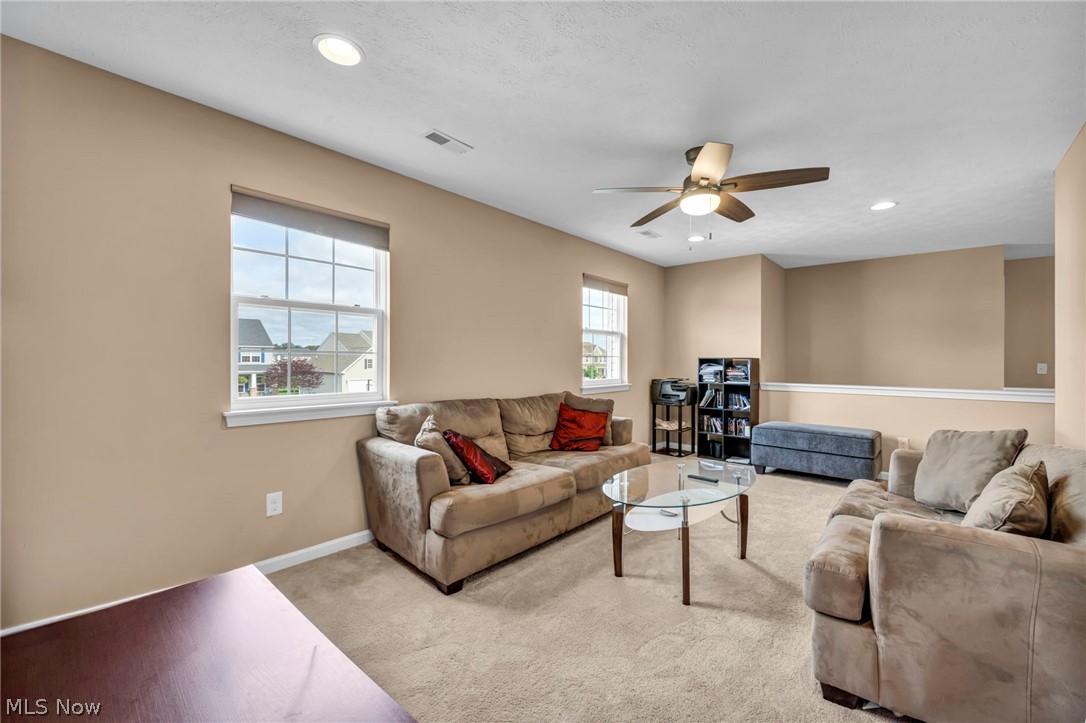9087 Ichabod Drive