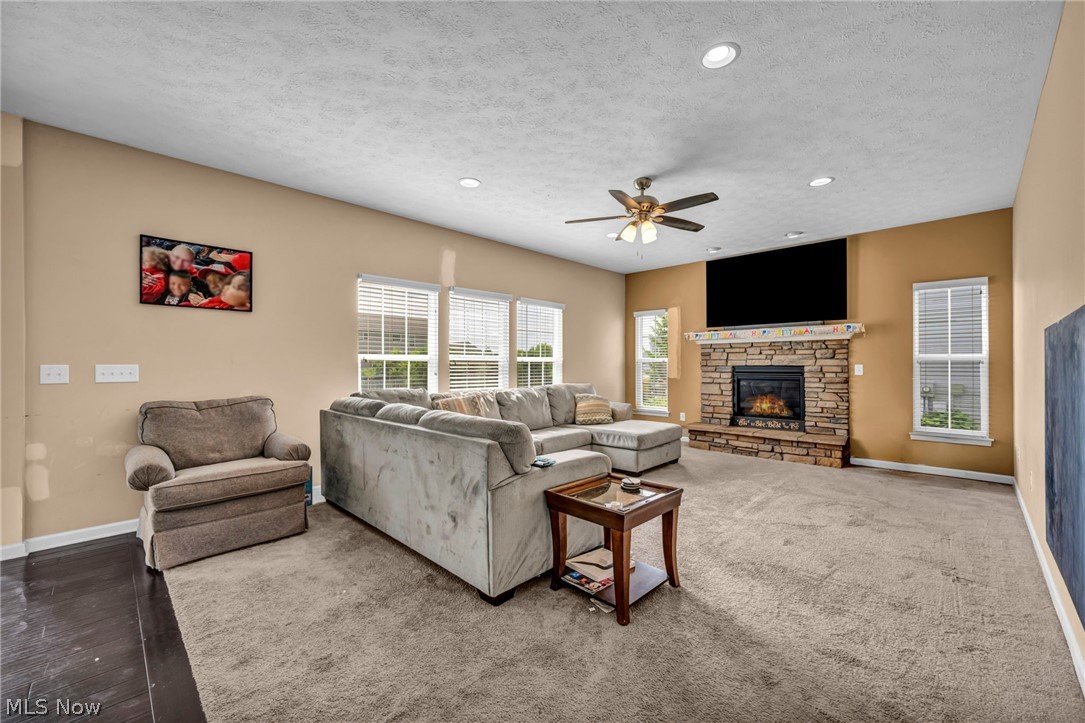9087 Ichabod Drive