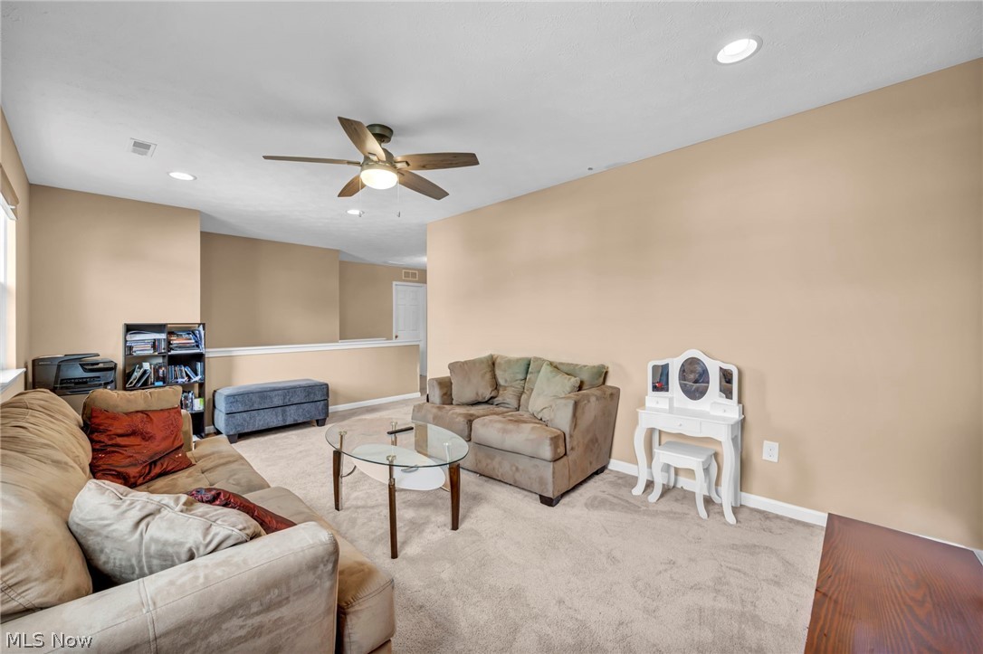 9087 Ichabod Drive
