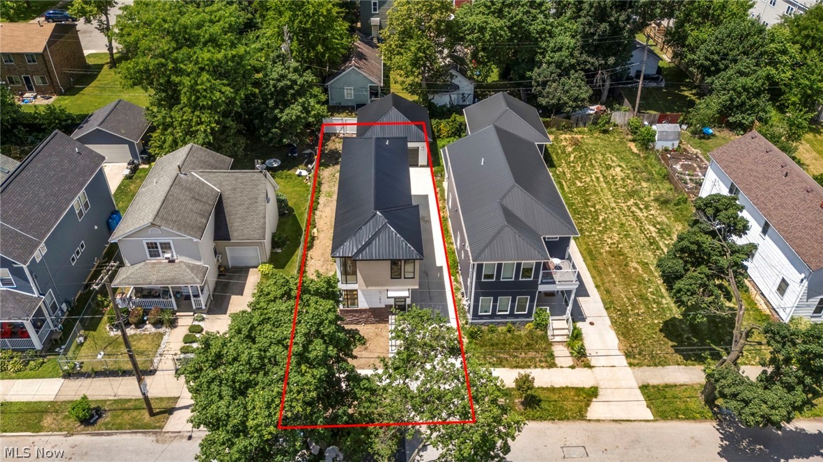 1872 W 57th Street