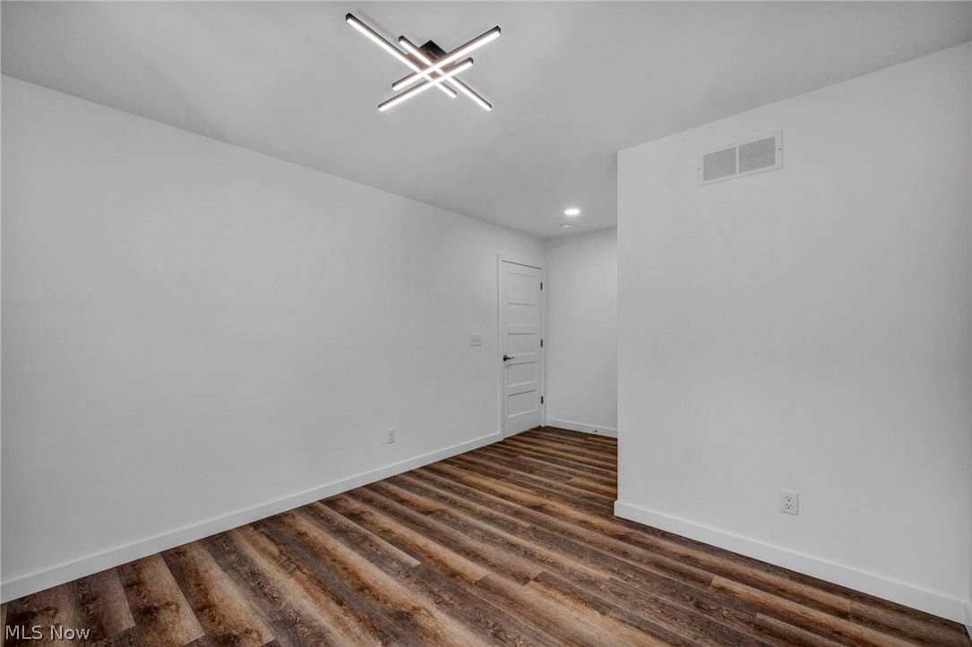 1872 W 57th Street