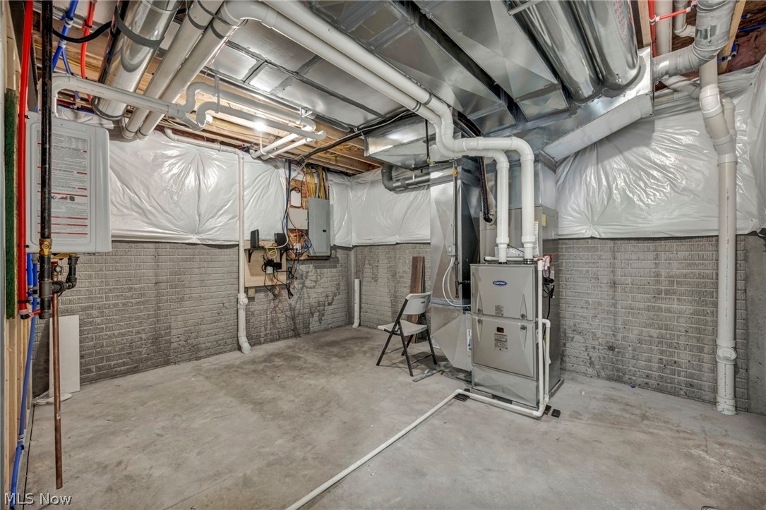 1872 W 57th Street