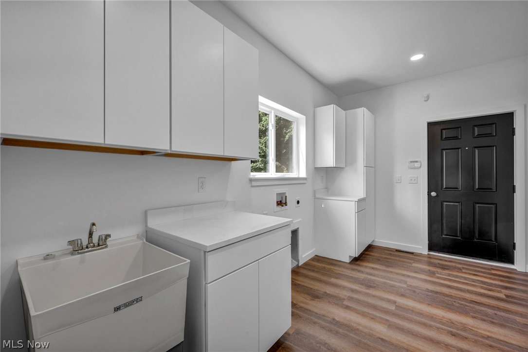 1872 W 57th Street