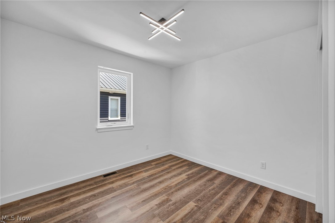 1872 W 57th Street