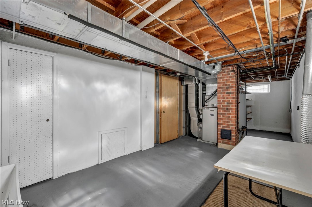 4630 W 190th Street