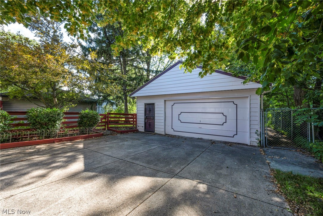 4630 W 190th Street