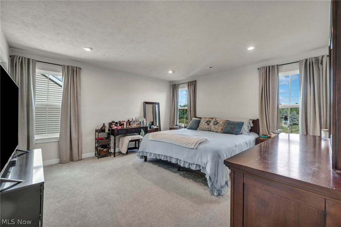 5394 Hawks Nest Circle