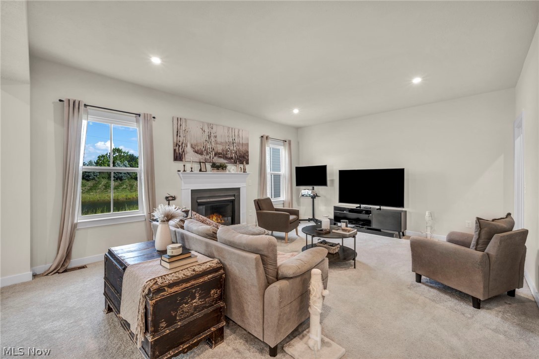 5394 Hawks Nest Circle