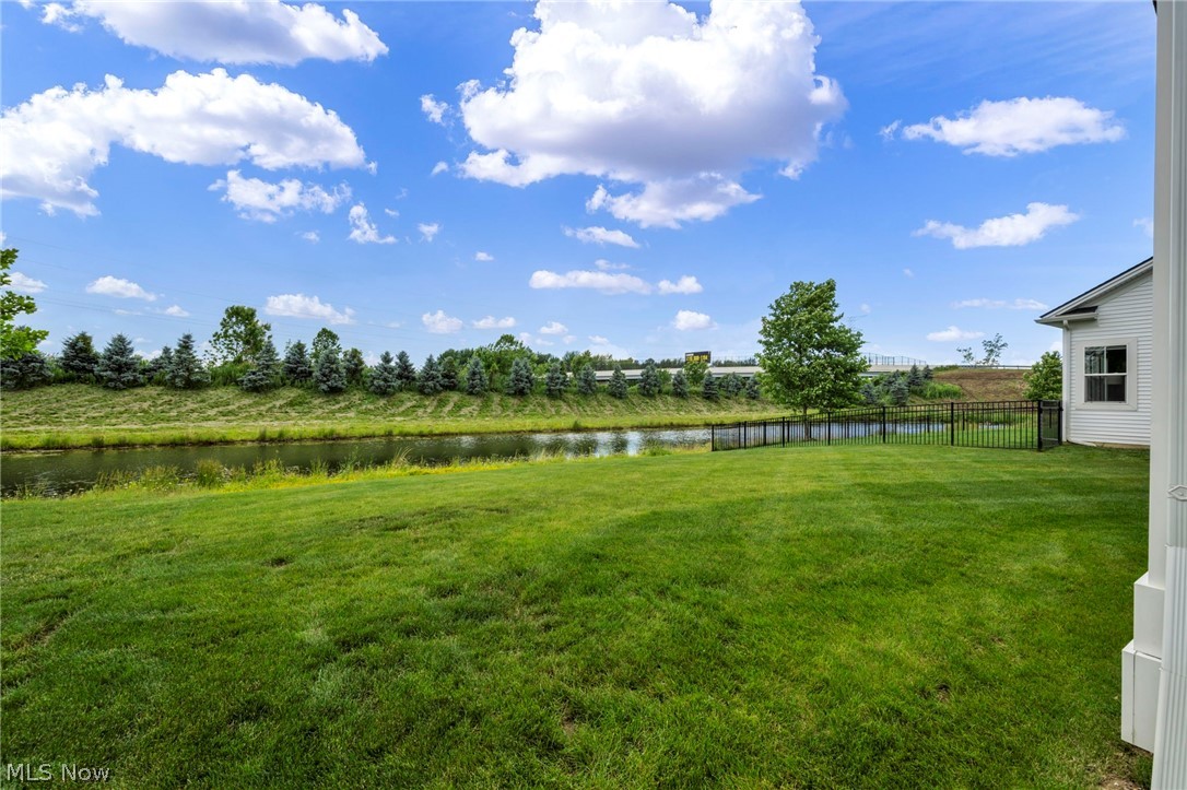 5394 Hawks Nest Circle
