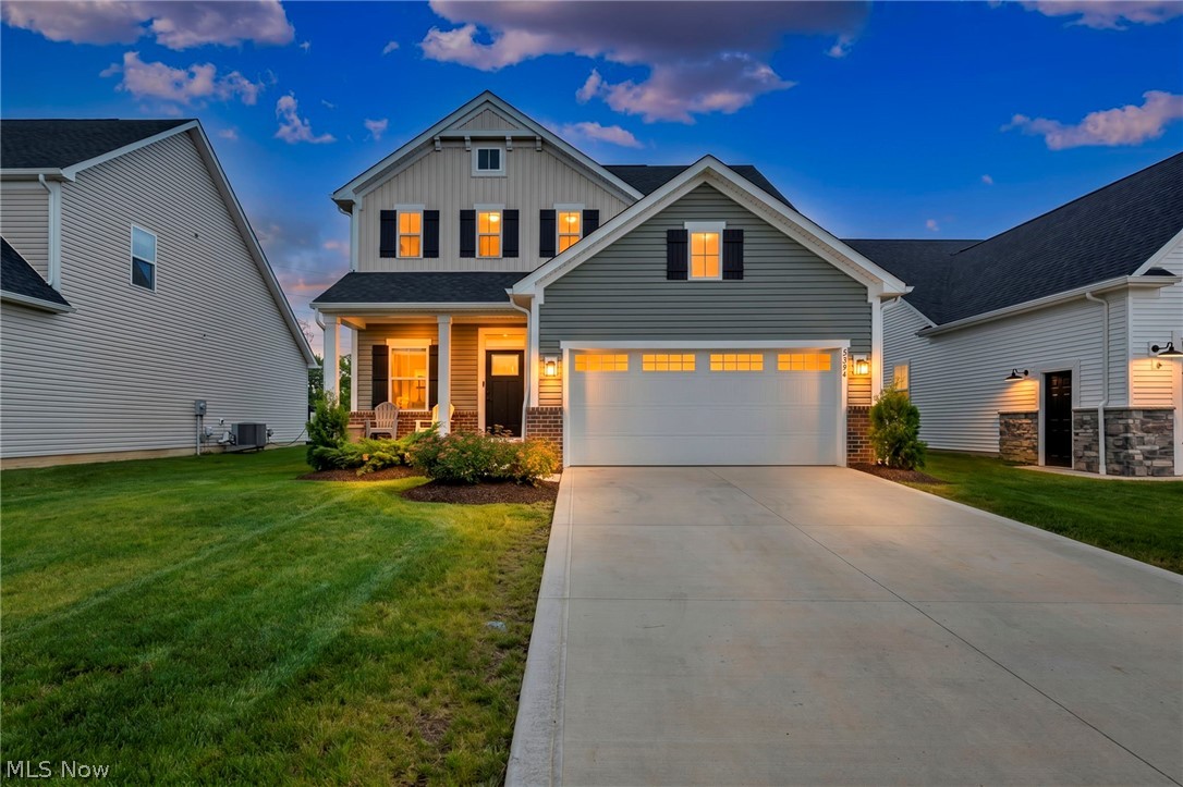 5394 Hawks Nest Circle