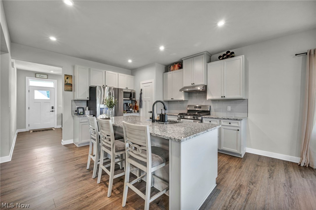 5394 Hawks Nest Circle