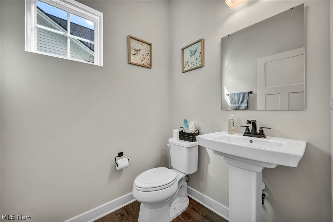 5394 Hawks Nest Circle