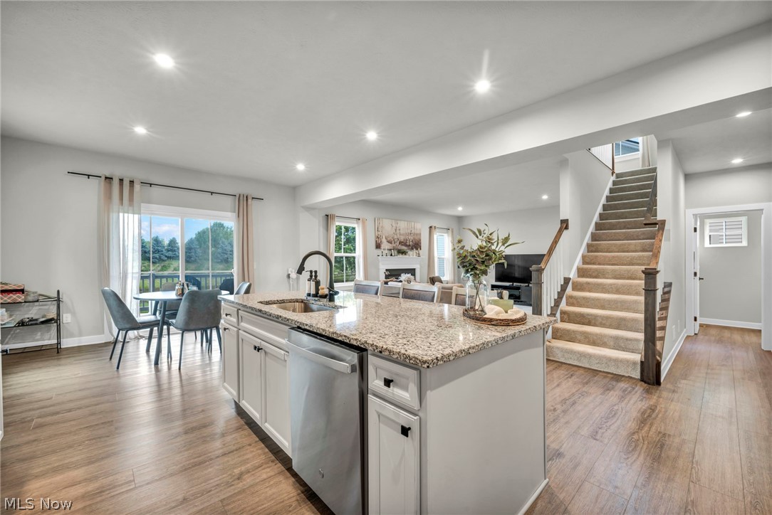5394 Hawks Nest Circle