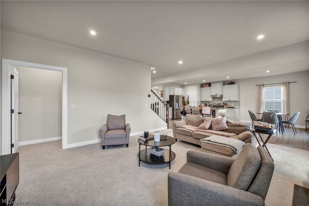 5394 Hawks Nest Circle