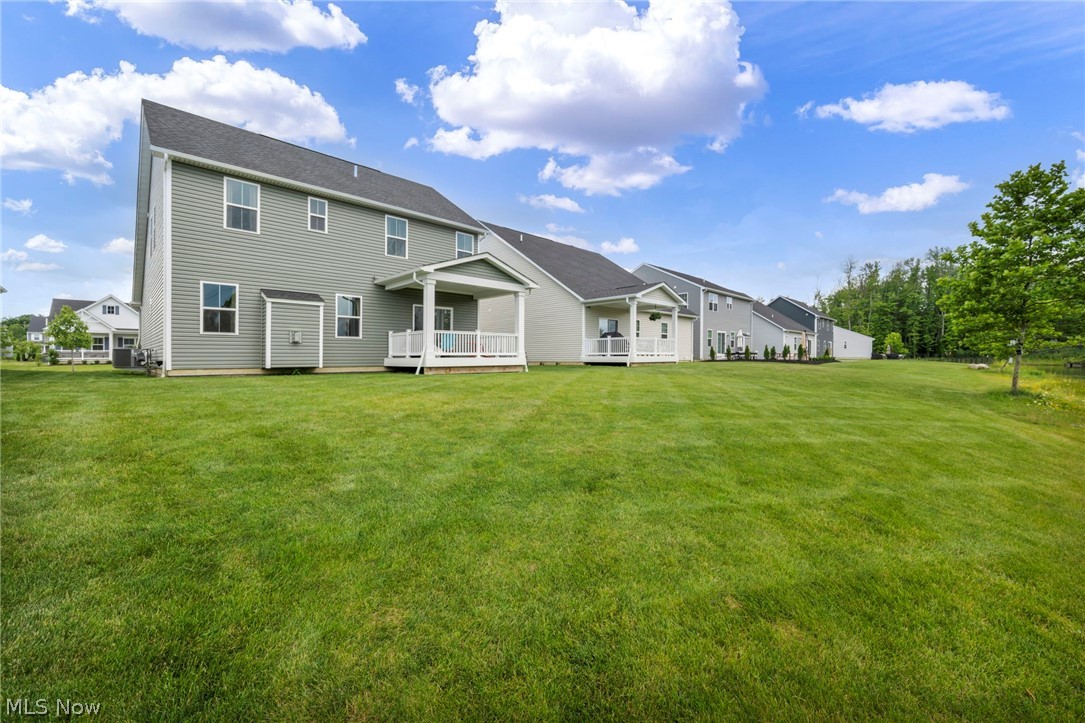 5394 Hawks Nest Circle