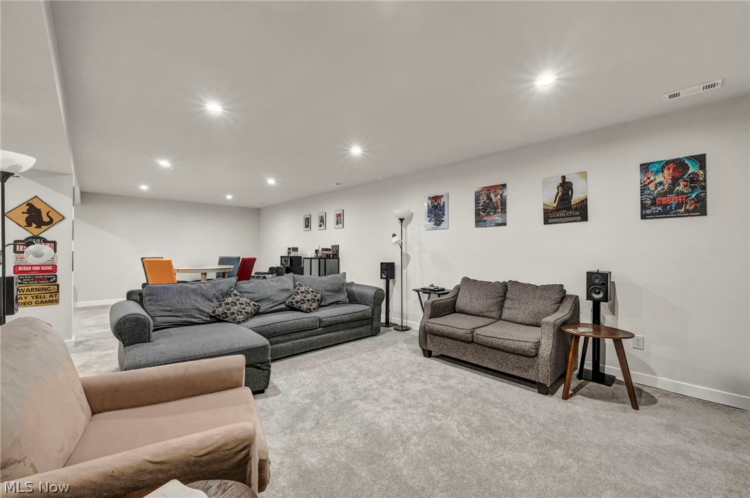 5394 Hawks Nest Circle