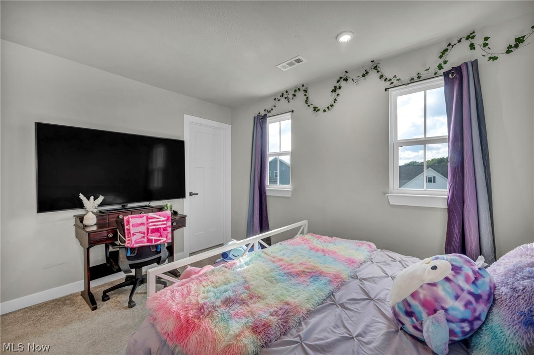 5394 Hawks Nest Circle