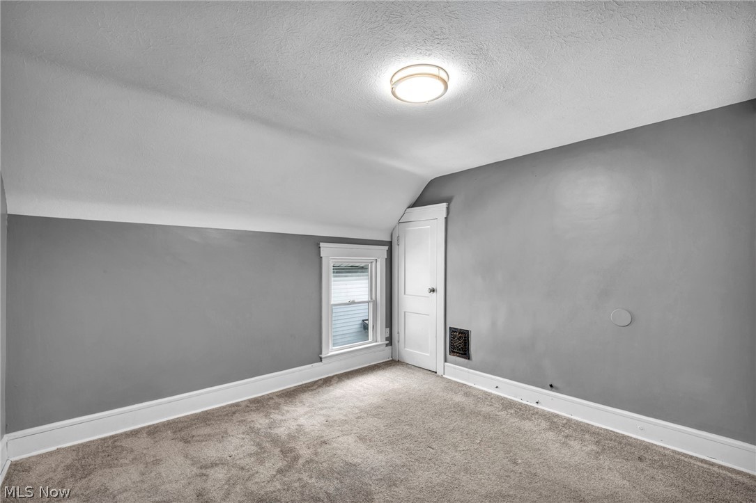 3118 W 97th Street