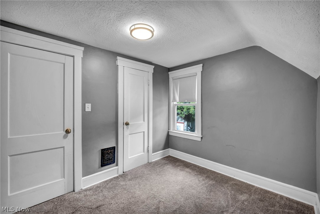 3118 W 97th Street