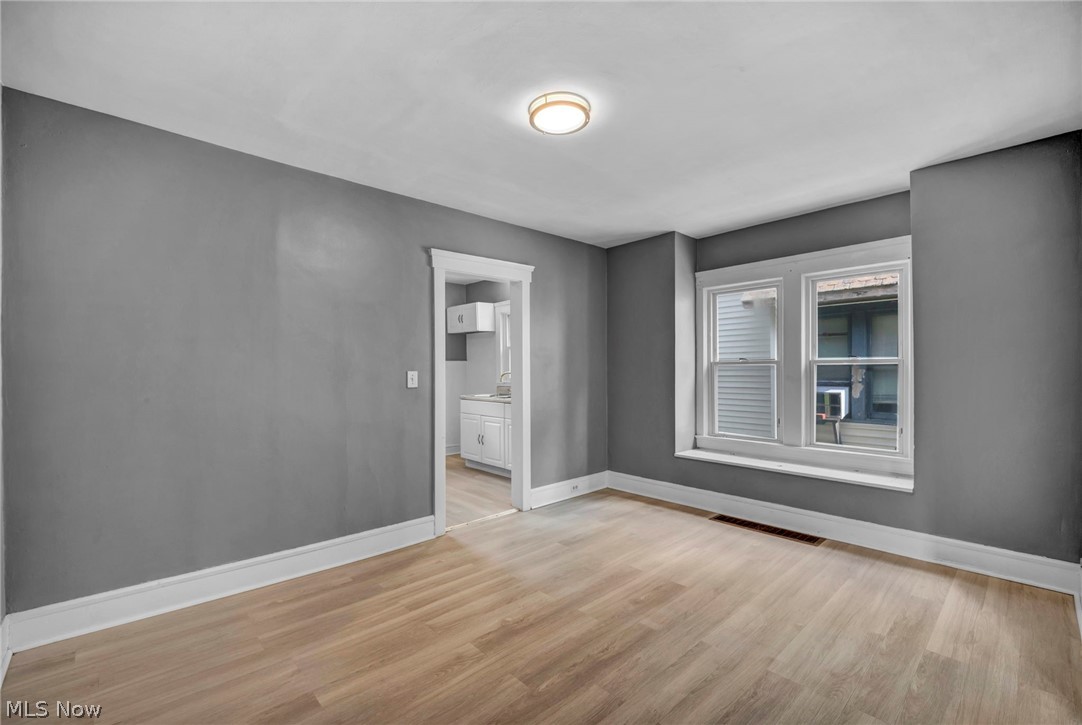 3118 W 97th Street