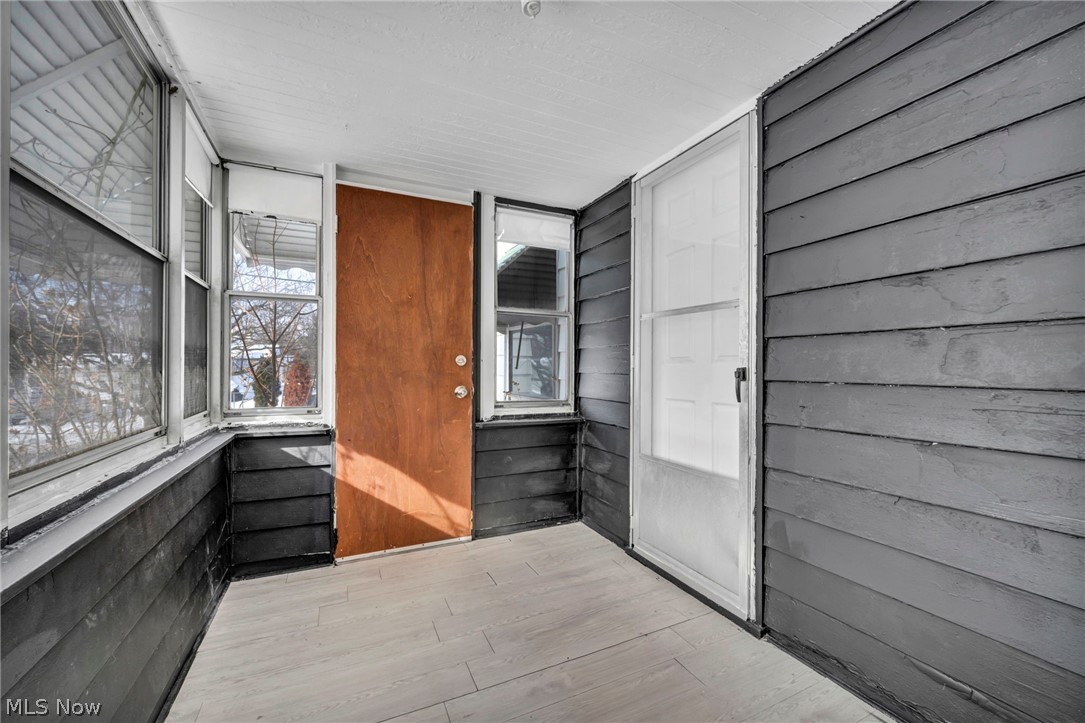 21202 Gardenview Drive