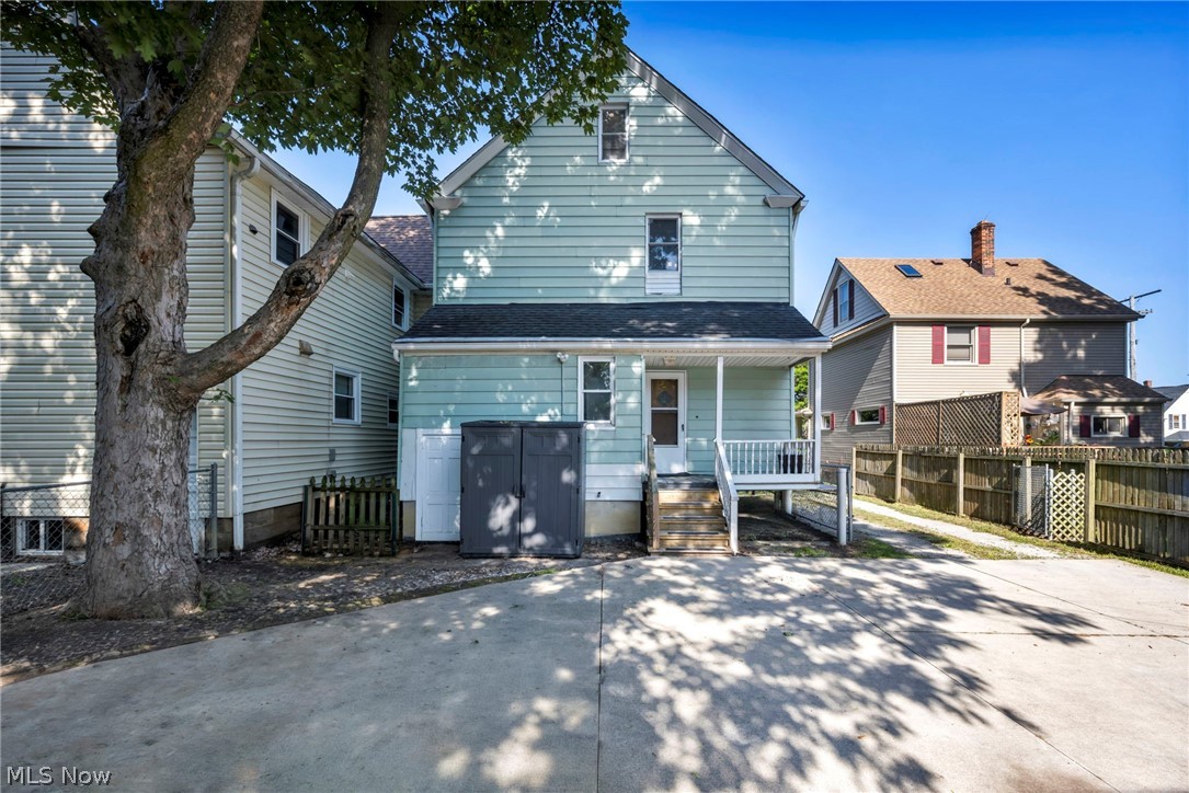 1559 Hopkins Avenue