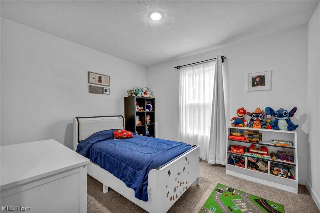 704 Maple Hollow Court