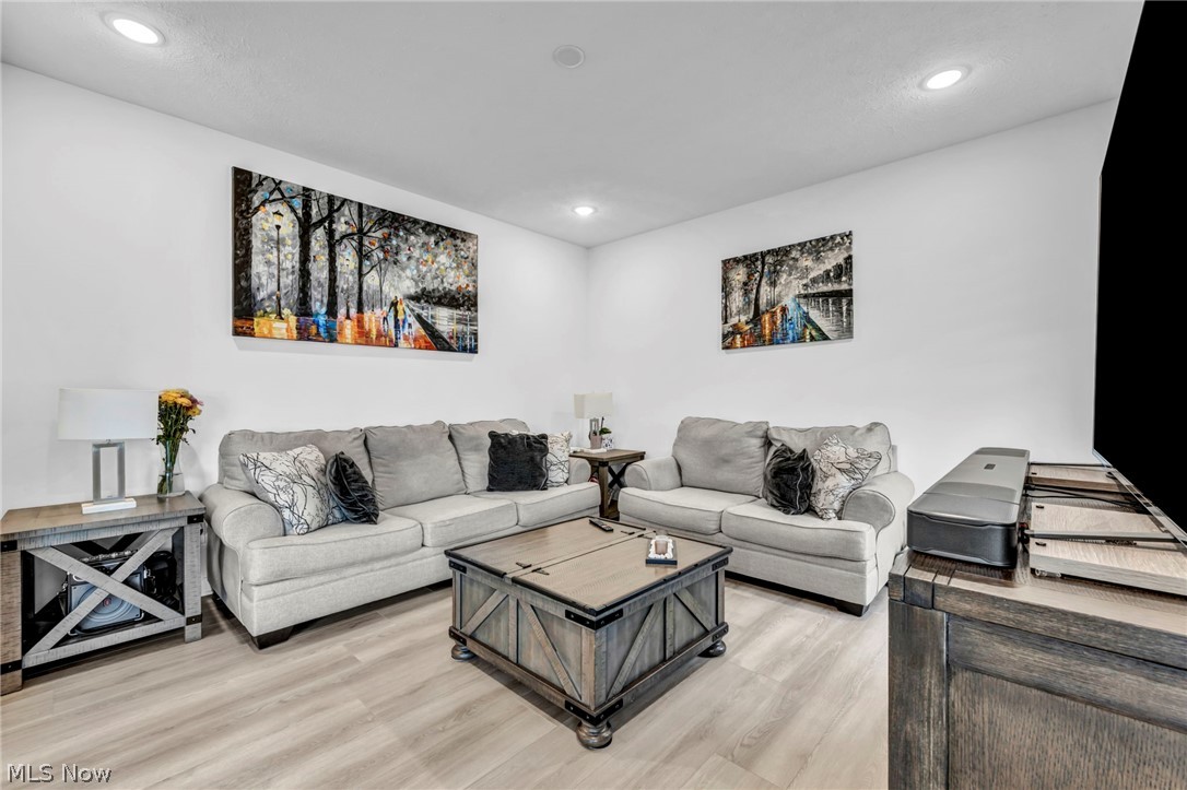 704 Maple Hollow Court