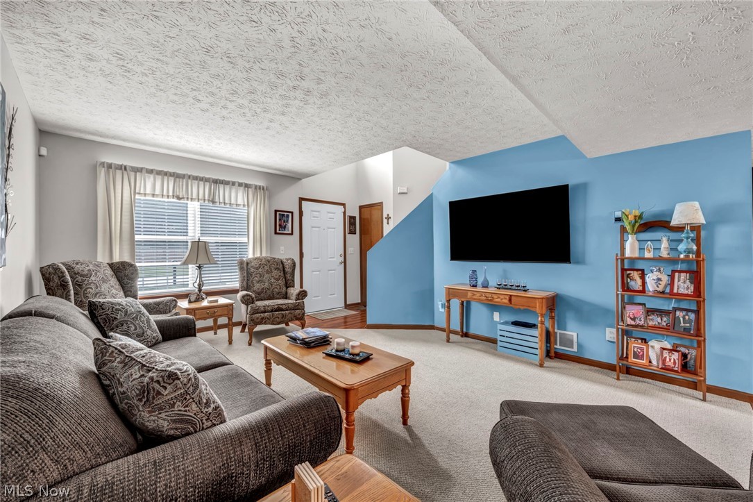 6472 Monroe Lane