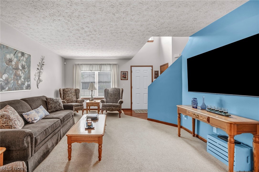 6472 Monroe Lane