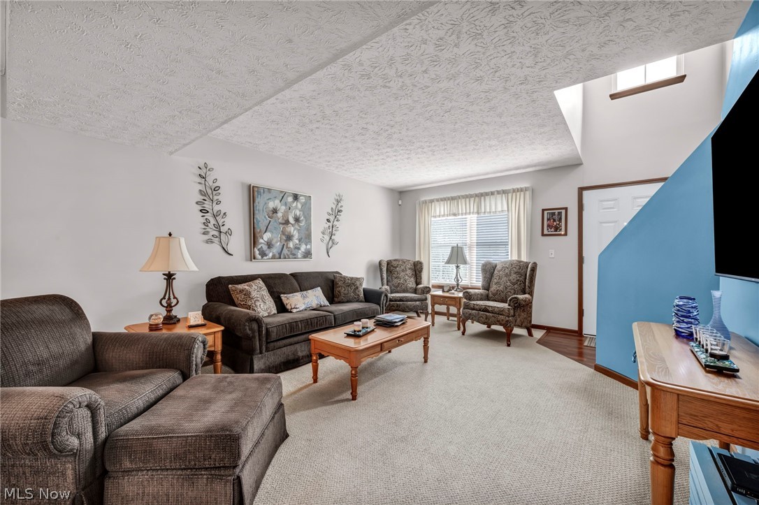 6472 Monroe Lane