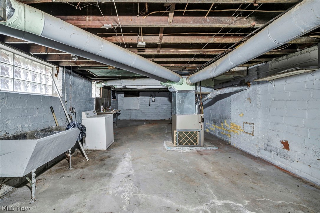 3847 W 38th Street